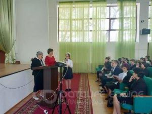 Мемлекеттік тілге &#1179;&#1201;рмет